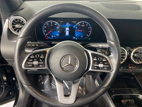 Used 2023 Mercedes-Benz GLA 250 4MATIC image 15
