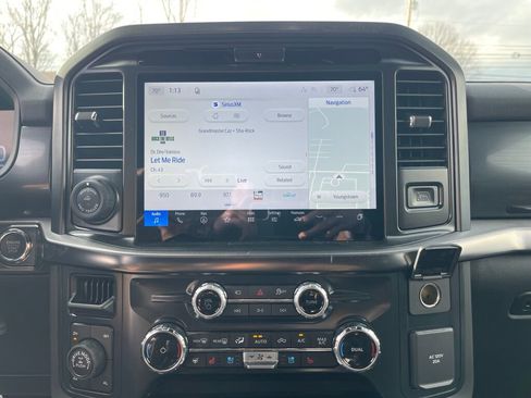 New 2026 Ford F150 Lariat w/ Equipment Group 502A High image 8