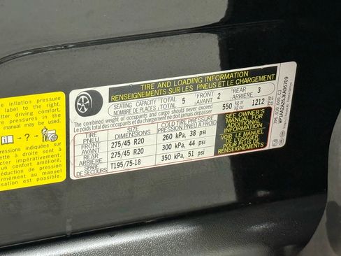 Used 2018 Porsche Cayenne Platinum Edition image 53