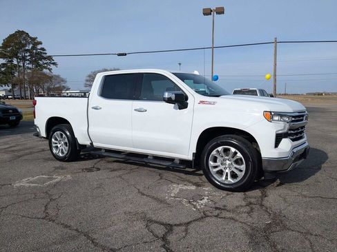 Used 2023 Chevrolet Silverado 1500 LTZ w/ LTZ Convenience Package II image 3