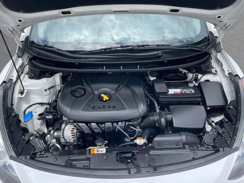 Used 2016 Hyundai Elantra GT w/ Option Group 03 FWD image 37