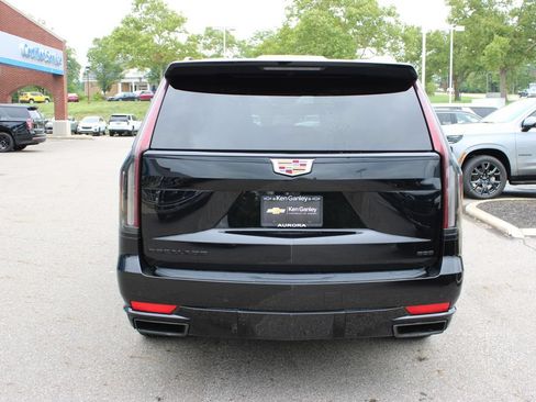 Certified 2022 Cadillac Escalade Sport Platinum AWD/4WD image 38