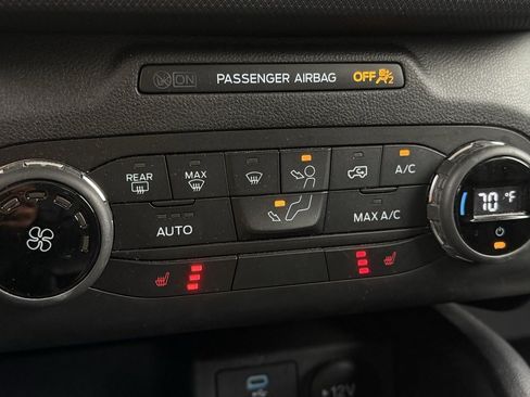 Used 2021 Ford Bronco Sport Badlands image 11