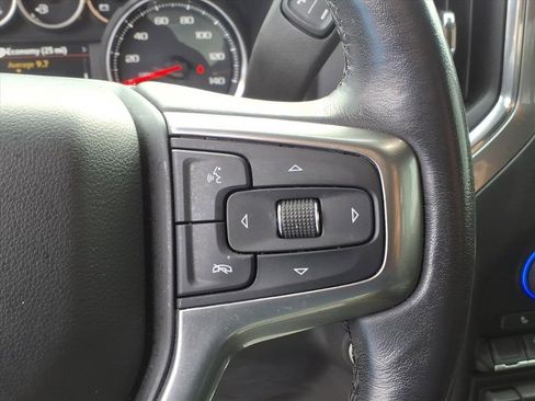 Used 2020 Chevrolet Silverado 1500 LT Trail Boss w/ Midnight Edition image 18