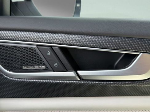 New 2026 Volkswagen Atlas Cross Sport SEL Premium R-Line image 27