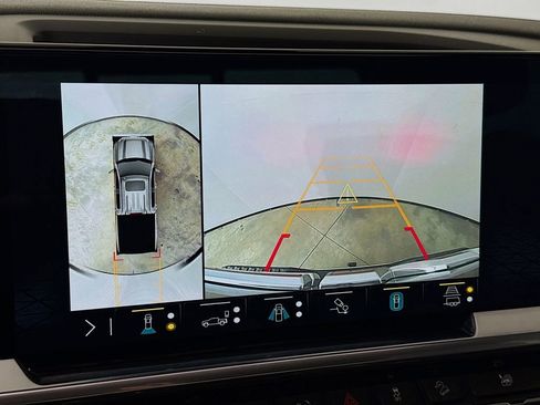 Used 2023 GMC Sierra 1500 SLT w/ SLT Premium Plus Package image 13