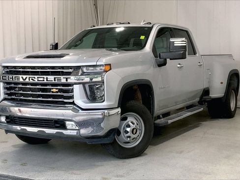 Used 2021 Chevrolet Silverado 3500 LTZ w/ LTZ Convenience Package AWD/4WD image 2