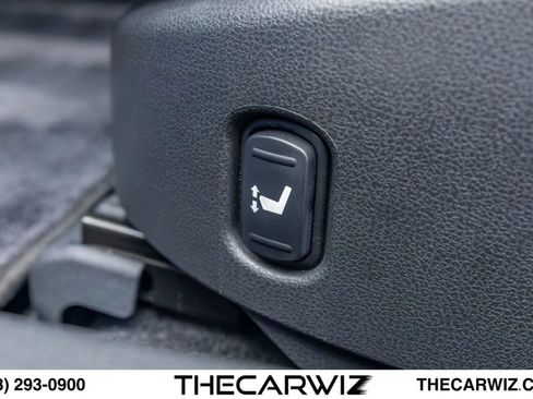 Used 2020 Nissan GT-R Premium AWD/4WD image 57