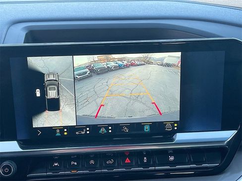 Used 2022 Chevrolet Silverado 1500 High Country w/ High Country Premium Package image 14