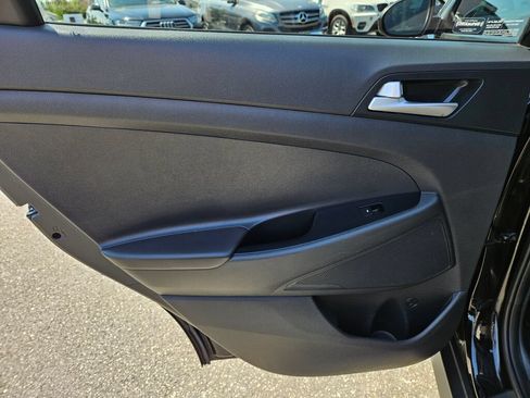Used 2019 Hyundai Tucson Value AWD/4WD image 13