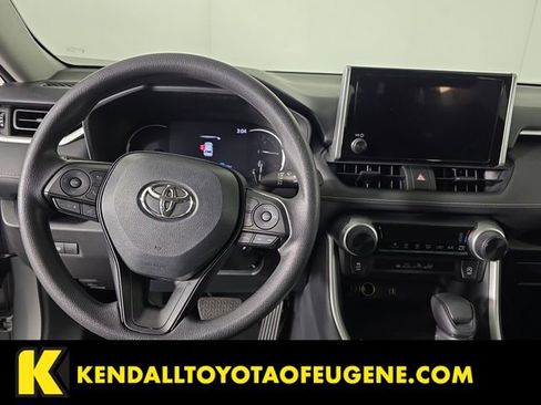 Certified 2025 Toyota RAV4 LE AWD/4WD image 9