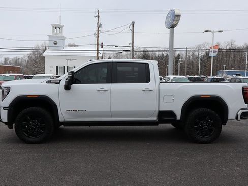 Used 2025 GMC Sierra 2500 AT4 w/ AT4 Premium Plus Package image 15