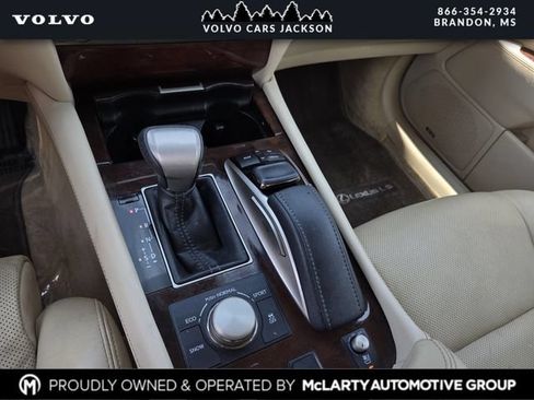 Used 2016 Lexus LS 460 AWD w/ Comfort Package image 12