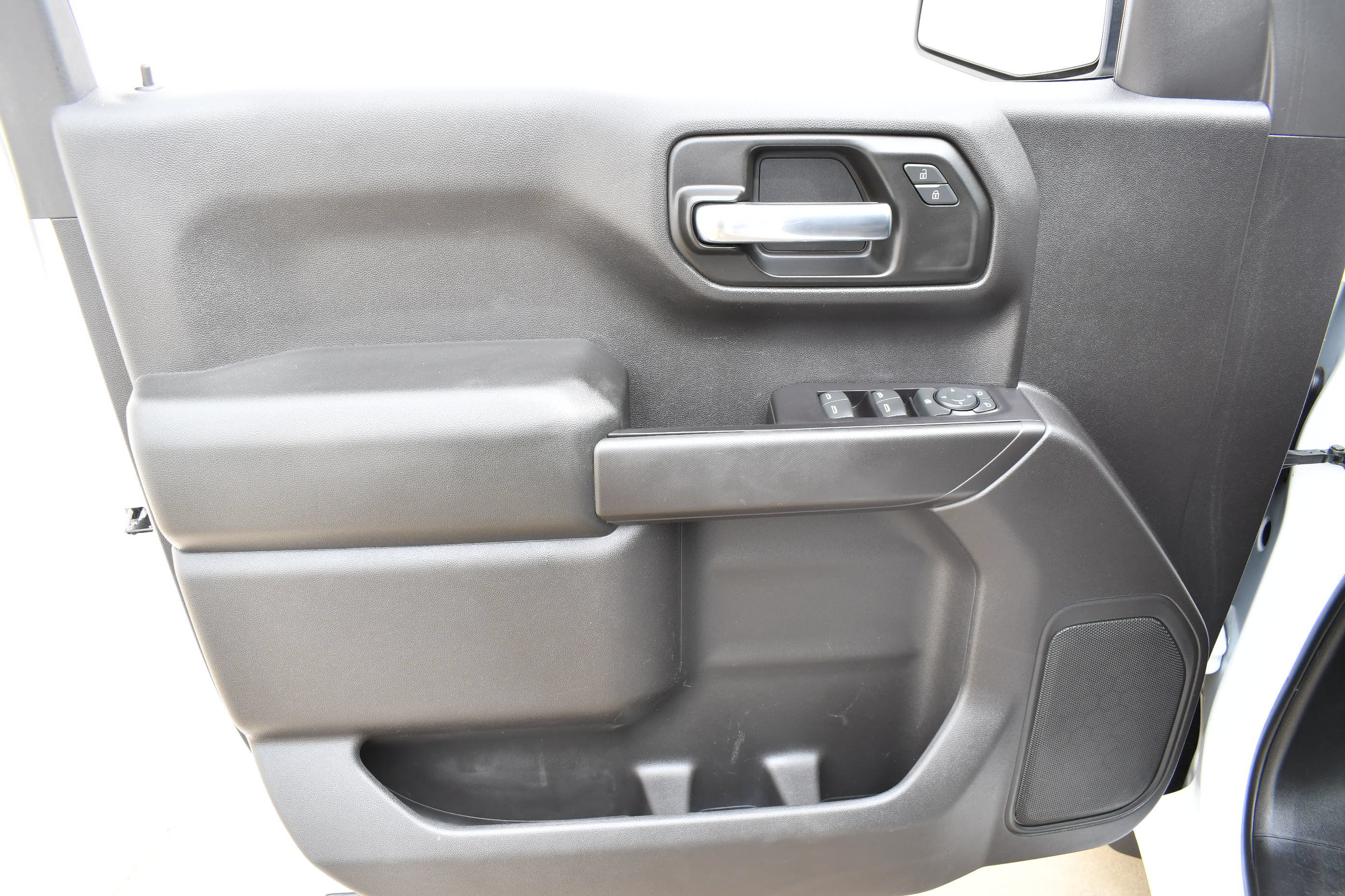 Used 2019 Chevrolet Silverado 1500 Custom w/ Custom Value Package RWD image 8
