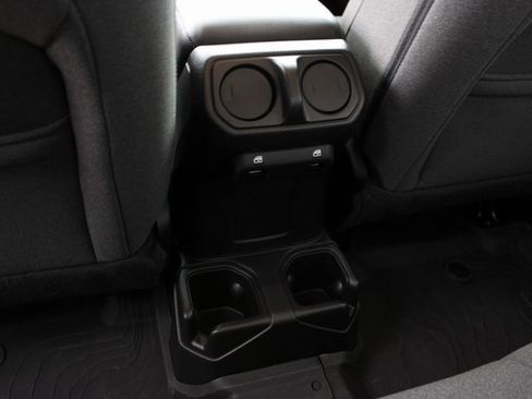 Used 2025 Jeep Gladiator Sport image 38