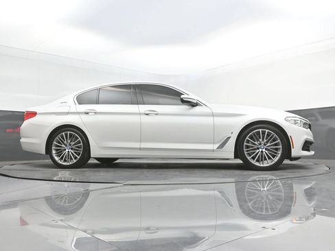 Used 2019 BMW 530e w/ Convenience Package RWD image 47