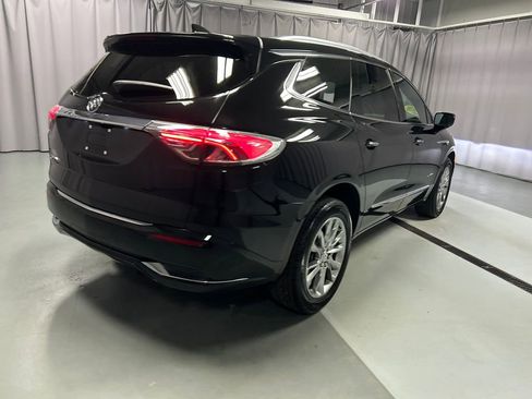 Used 2024 Buick Enclave Avenir w/ Avenir Technology Package AWD/4WD image 7
