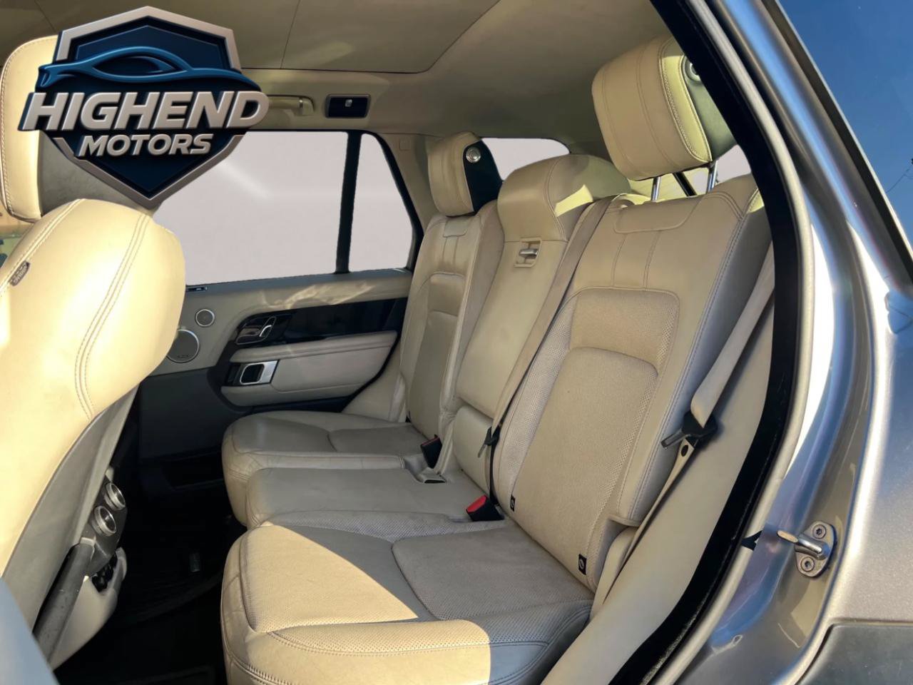 Used 2018 Land Rover Range Rover Supercharged AWD/4WD image 15