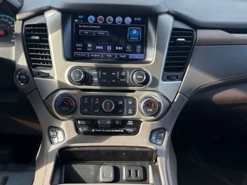 Used 2020 GMC Yukon XL Denali w/ Open Road Package RWD image 33