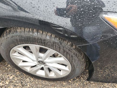 Used 2024 Toyota Camry LE image 2