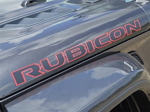 New 2025 Jeep Gladiator Rubicon w/ Convenience Group image 12