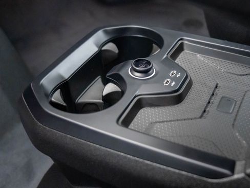 Certified 2025 BMW iX xDrive50 image 27