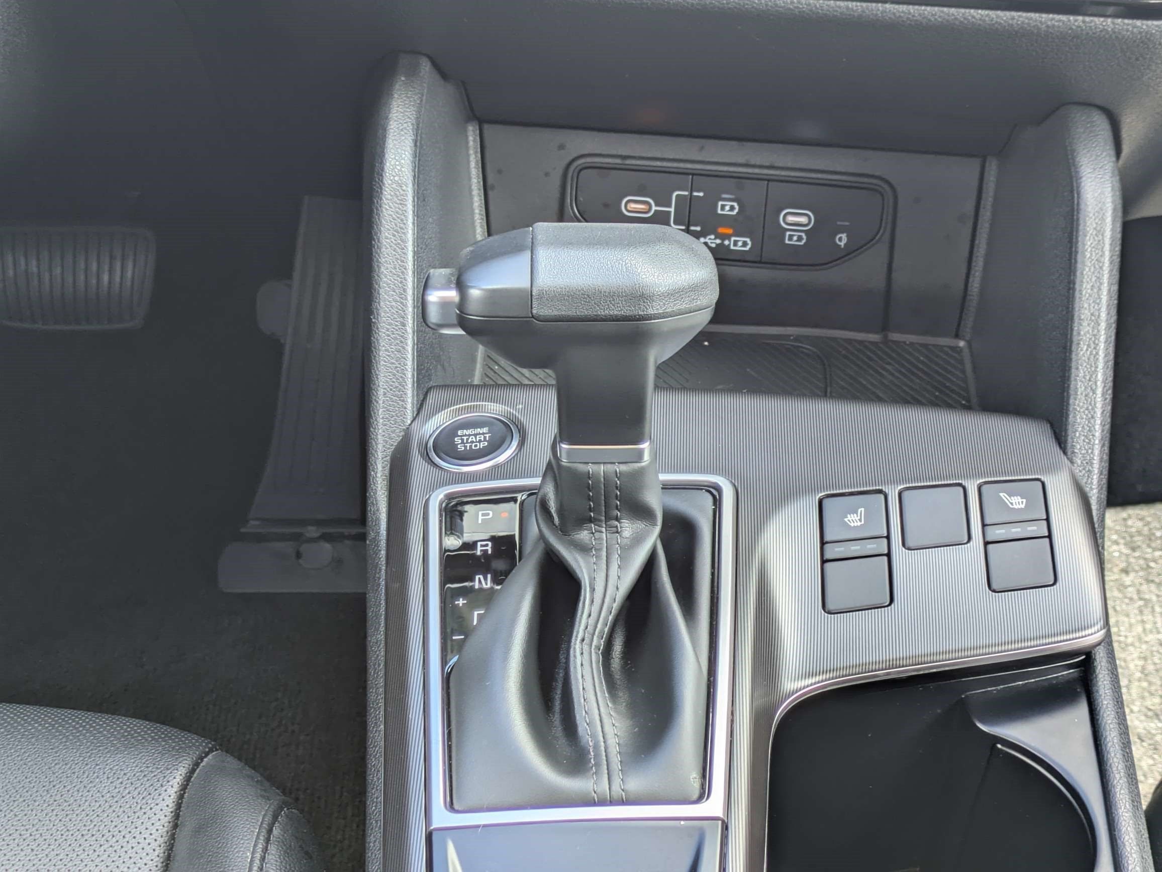 Used 2026 Kia Sportage EX FWD image 19