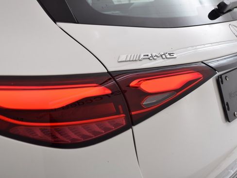 New 2025 Mercedes-Benz GLC 43 AMG 4MATIC image 12