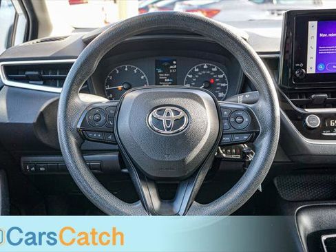 Used 2023 Toyota Corolla LE image 32