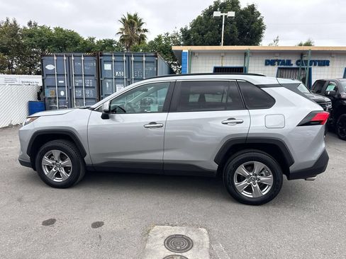 Used 2023 Toyota RAV4 XLE AWD/4WD image 6