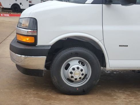 New 2025 Chevrolet Express 3500 w/ Power Convenience Package RWD image 14