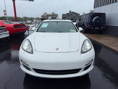Used 2012 Porsche Panamera RWD image 2