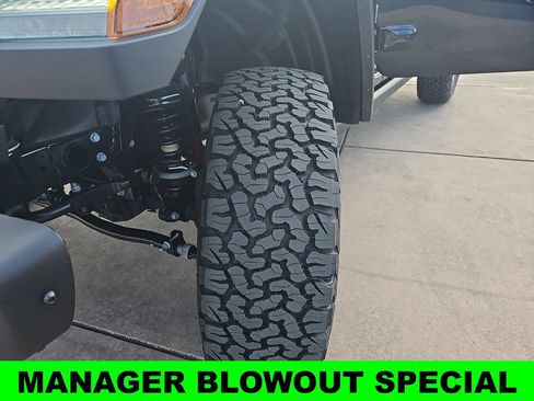 New 2026 Jeep Wrangler Unlimited Rubicon w/ Steel Bumper Group AWD/4WD image 33