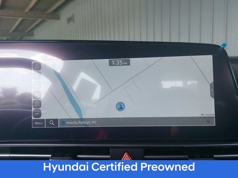 Certified 2025 Hyundai Elantra Limited FWD image 21
