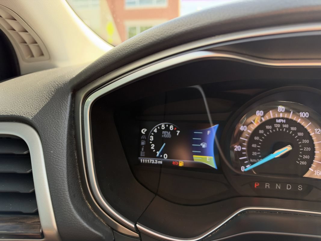 Used 2014 Ford Fusion SE w/ Equipment Group 202A FWD image 19