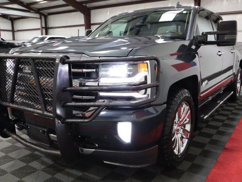 Used 2018 Chevrolet Silverado 1500 High Country AWD/4WD image 21