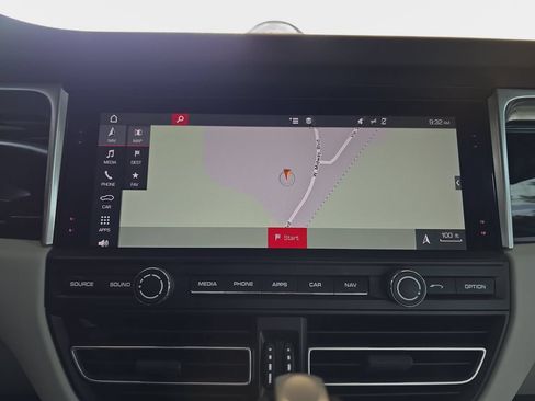 Used 2019 Porsche Macan S AWD/4WD image 24