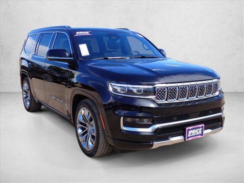 Used 2023 Jeep Grand Wagoneer Series II AWD/4WD image 5