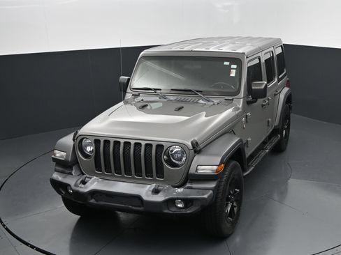 Used 2019 Jeep Wrangler Unlimited Sport AWD/4WD image 27