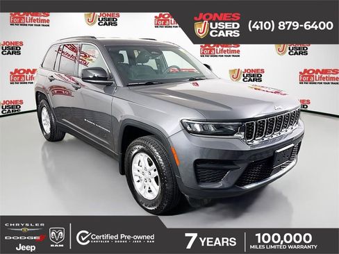 Used 2025 Jeep Grand Cherokee Laredo w/ MOPAR Finishing Package AWD/4WD image 1