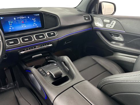 Used 2024 Mercedes-Benz GLE 450e 4MATIC image 25