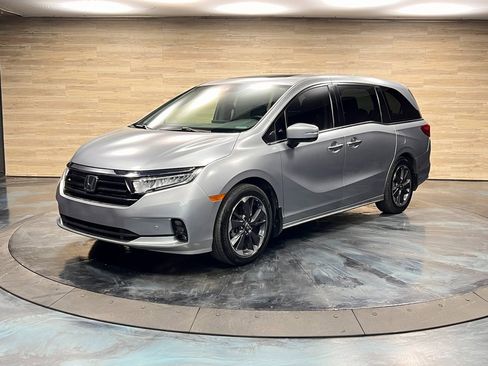 Used 2023 Honda Odyssey Elite image 6