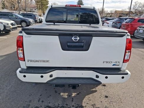 Used 2017 Nissan Frontier PRO-4X image 4