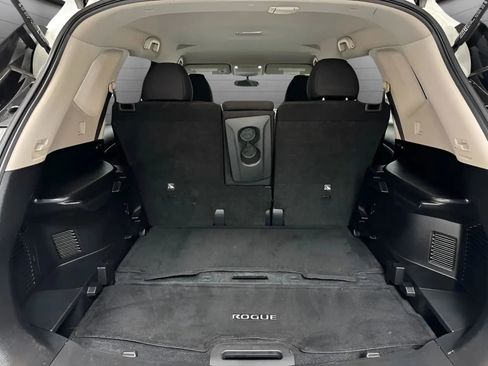 Used 2017 Nissan Rogue S FWD image 12