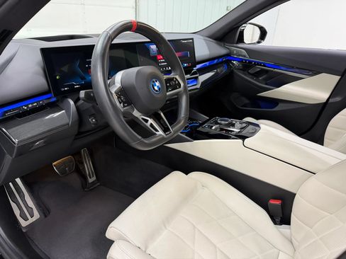 Used 2024 BMW i5 M60 w/ Premium Package AWD/4WD image 12