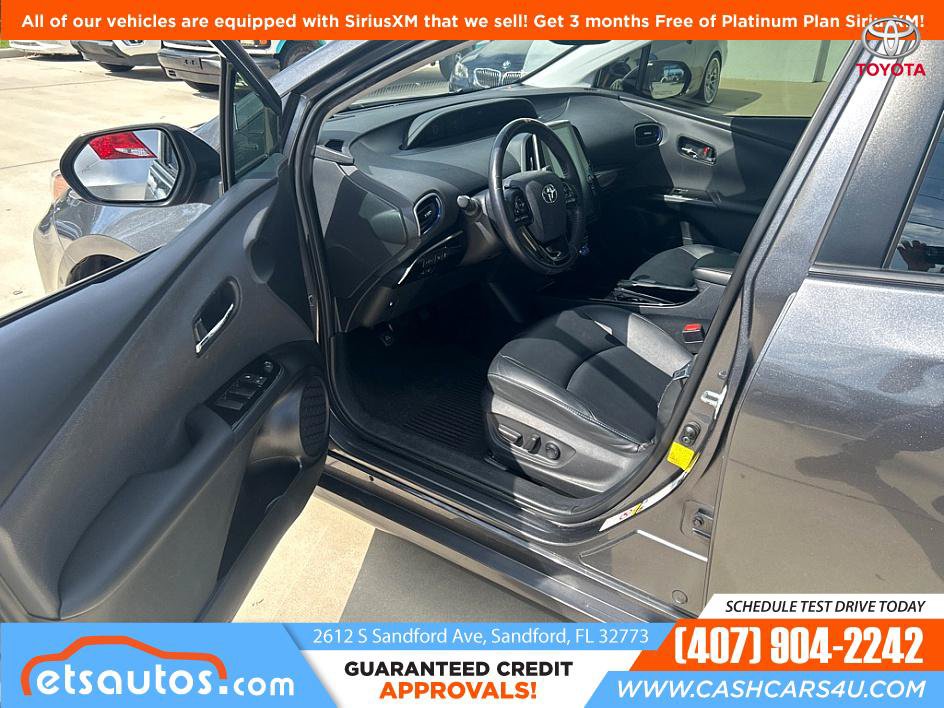Used 2022 Toyota Prius Limited FWD image 6