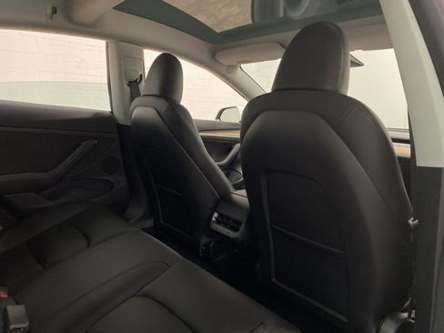 Used 2023 Tesla Model 3 Performance image 19