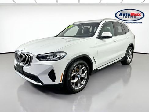 Used 2024 BMW X3 xDrive30i w/ Premium Essential Package image 5