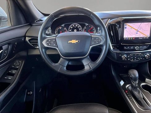 Used 2023 Chevrolet Traverse High Country AWD/4WD image 8