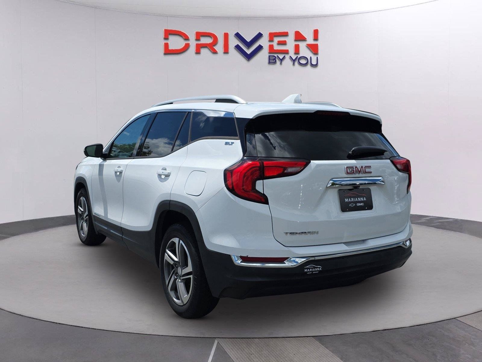 Used 2020 GMC Terrain SLT FWD image 4